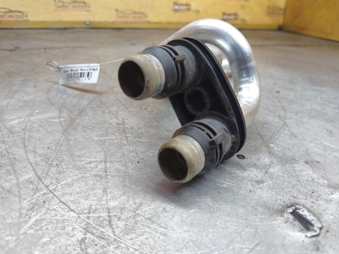 Патрубок отопителя (печки) 0MLZX2 Volkswagen Caddy купить