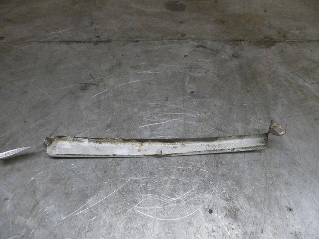 Накладка (ресничка) левой фары IFD3ES Mercedes Sprinter купить