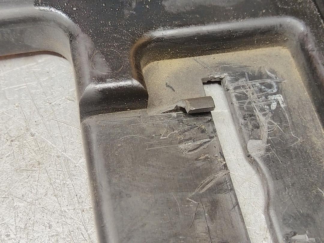 Корпус салонного фильтра CAJENC Volkswagen Passat купить с доставкой