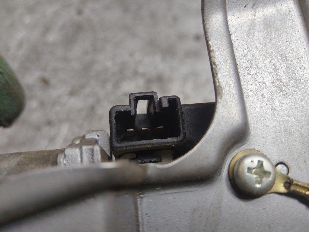 Моторчик заднего стеклоочистителя (дворника) 2WSAPK Toyota Corolla Verso - Фото 6