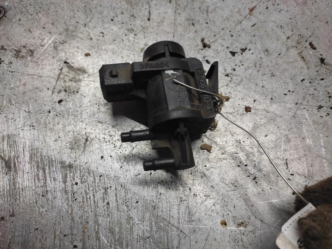 Клапан электромагнитный CXEGQC Audi A3 - Фото 1