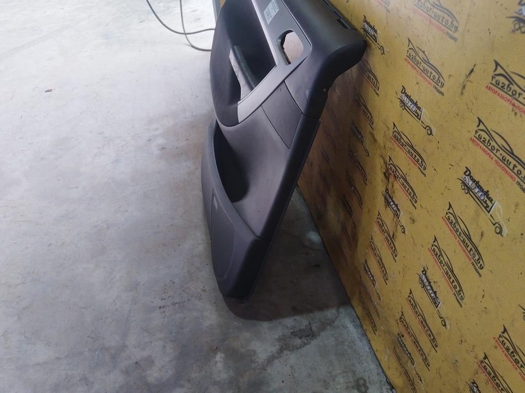 Обшивка двери задней левой (дверная карта) 4ZIN1J Citroen C4 Grand Picasso купить