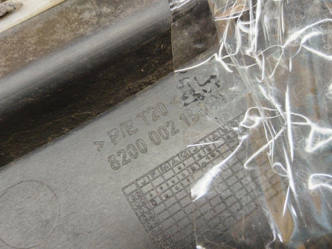 Дождевик 3H8JIL Renault Laguna купить с доставкой