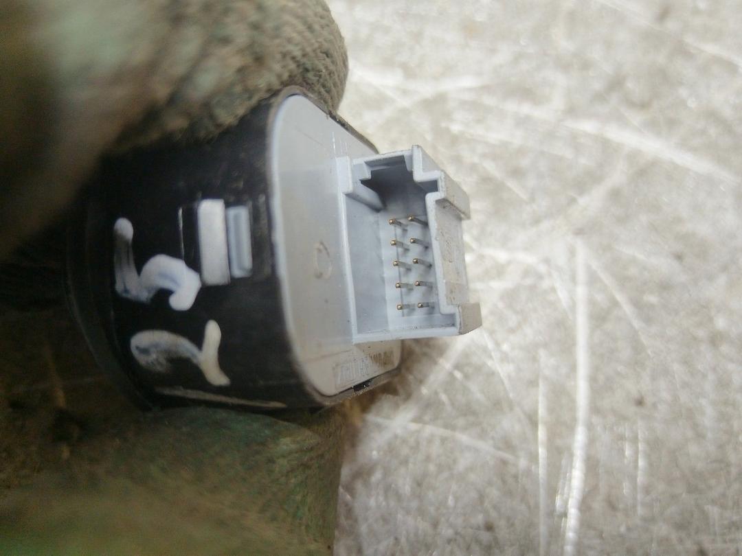 Джойстик регулировки зеркал X380EO Volkswagen Passat купить на авторазборке