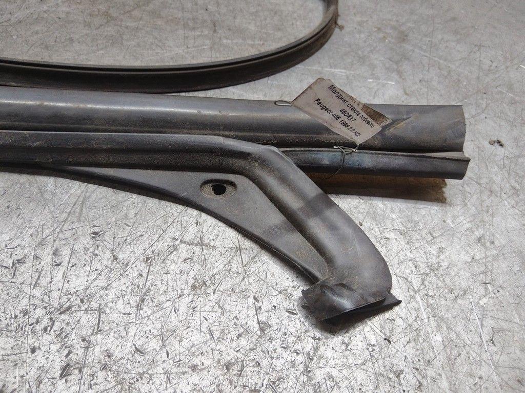 Молдинг стекла лобового 46ORX7 Peugeot 406 - Фото 2