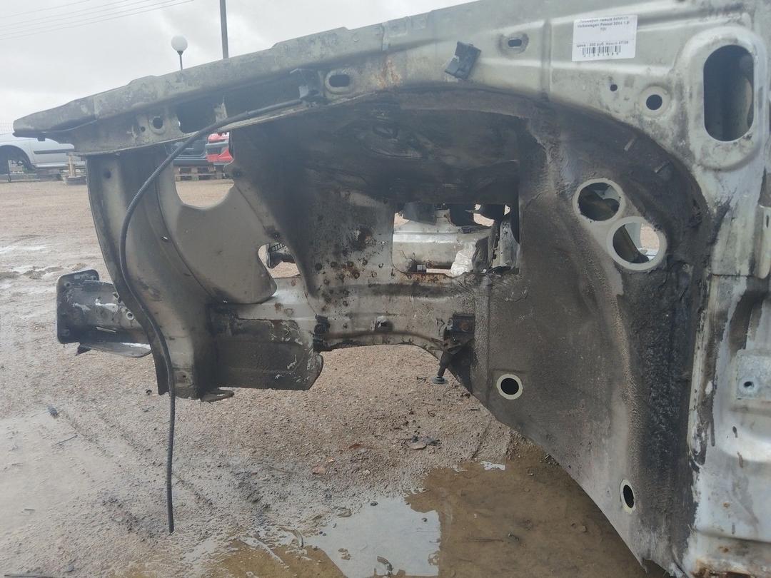 Стойка кузовная передняя левая KQ2CEE Volkswagen Passat купить с доставкой