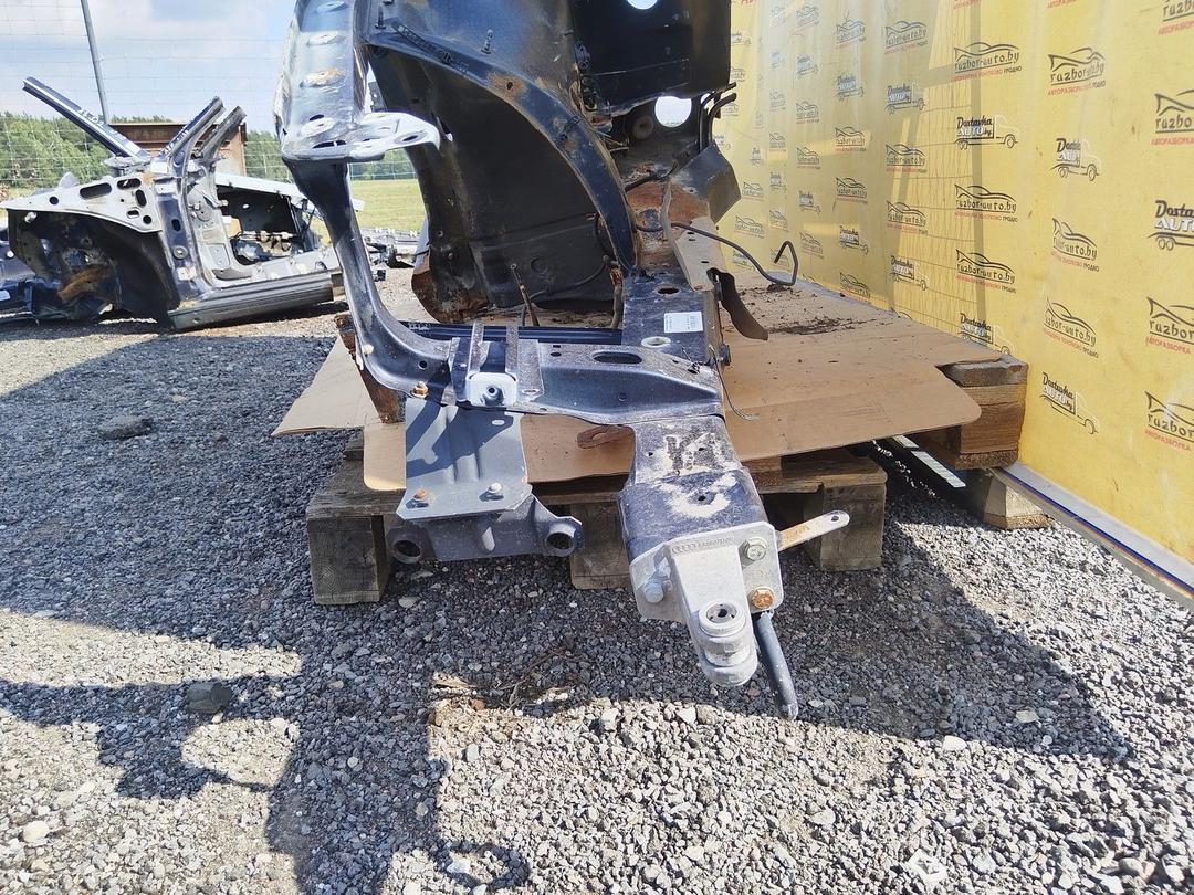 Лонжерон правый D73E00 Audi A6 купить в магазине запчастей бу