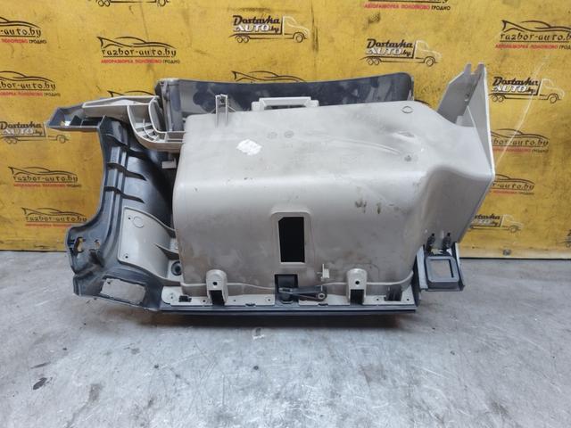 Бардачок YOD5J4 Citroen C4 Picasso купить в магазине запчастей бу
