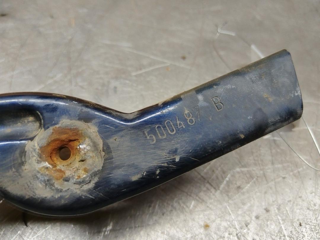 Кронштейн крепления крыла переднего левого 6LBWEY Peugeot 607 - Фото 3