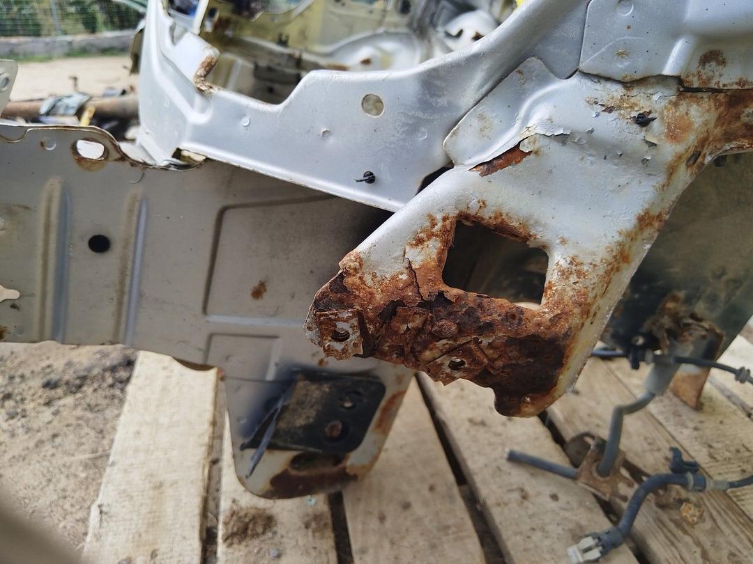 Передняя панель крепления облицовки (телевизор) G54YTF Opel Zafira купить с доставкой