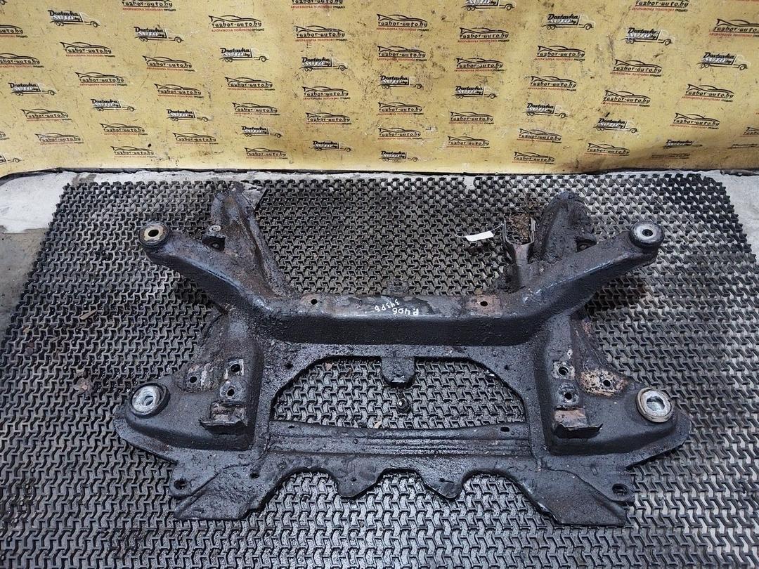 Балка подвески передняя (подрамник) 1XWG3N Peugeot 406