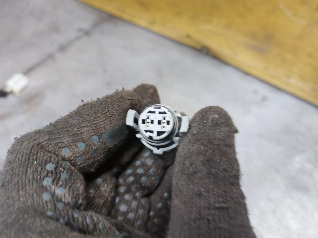 Проводка двери передней правой 7UR8M9 Nissan Note купить с доставкой