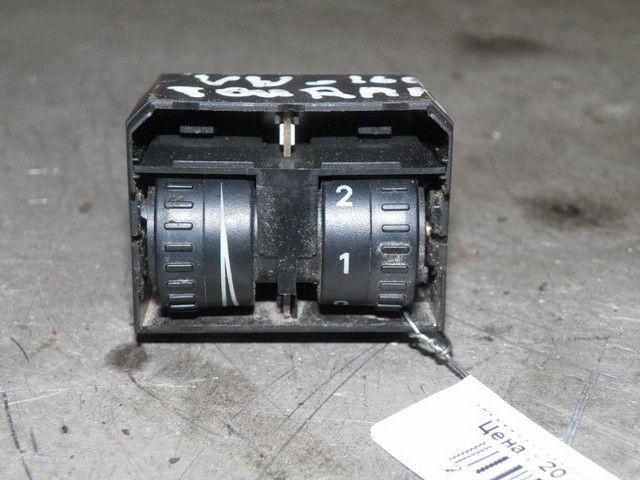 Кнопка корректора фар 1PJA1Q Volkswagen Touran