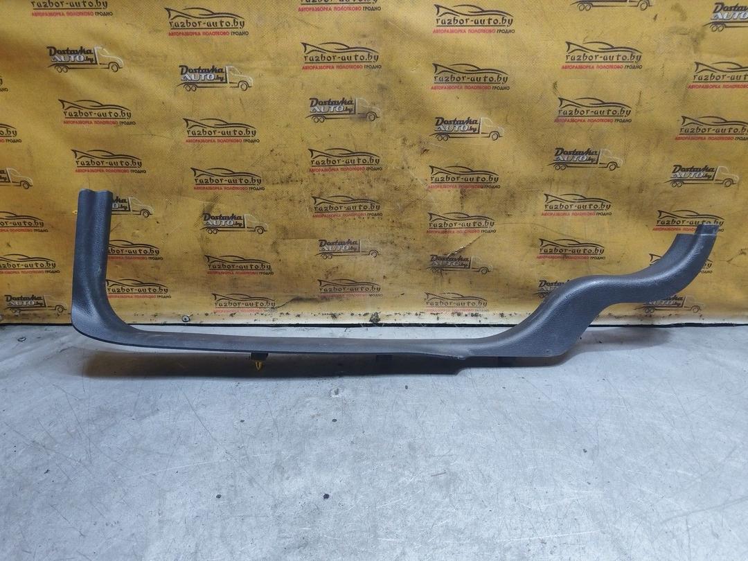 Накладка на порог внутренняя передняя правая PEK8U0 Volvo S60 купить