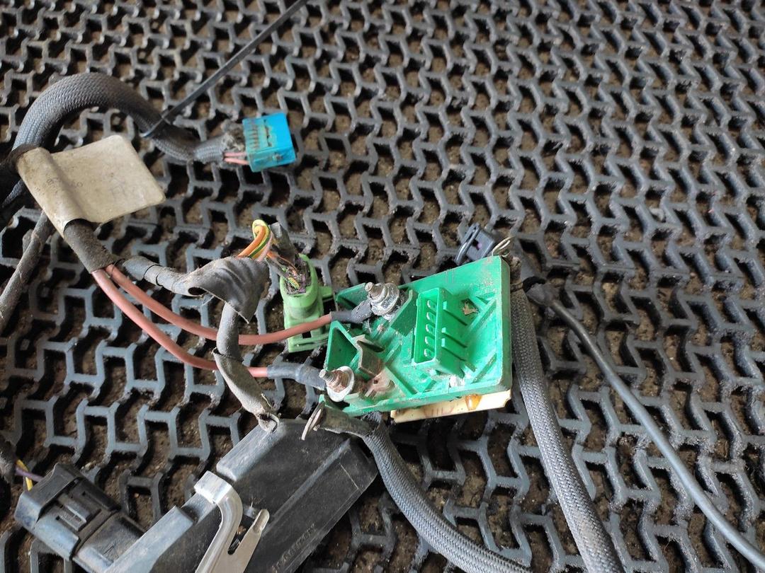 Проводка двигателя RZJ794 Peugeot Expert купить