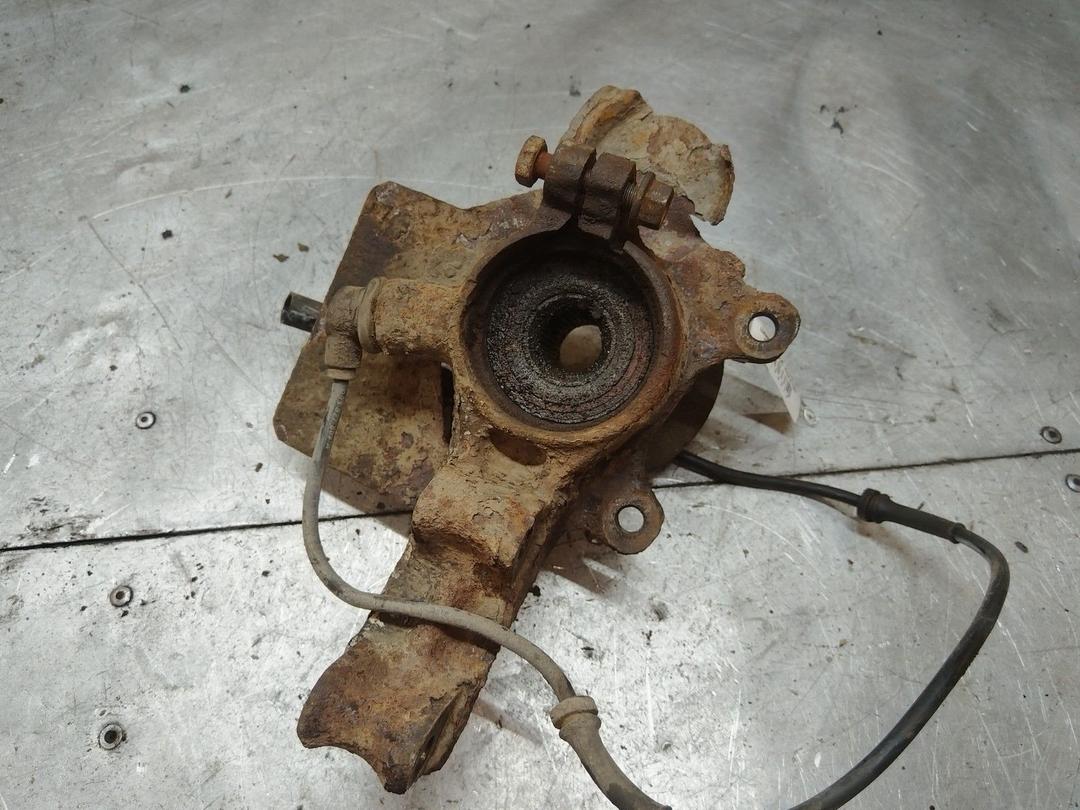 Кулак поворотный правый 846VHN Audi 80 купить с доставкой