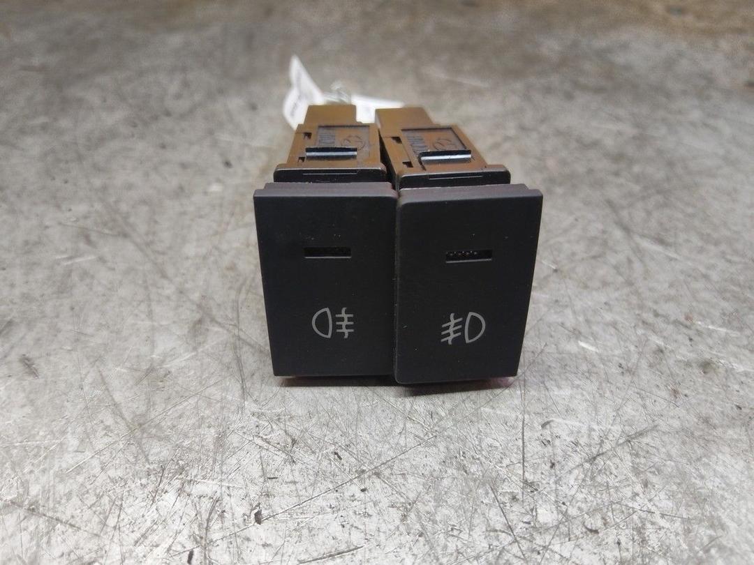 Кнопка противотуманных фар QT188L Hyundai Matrix купить