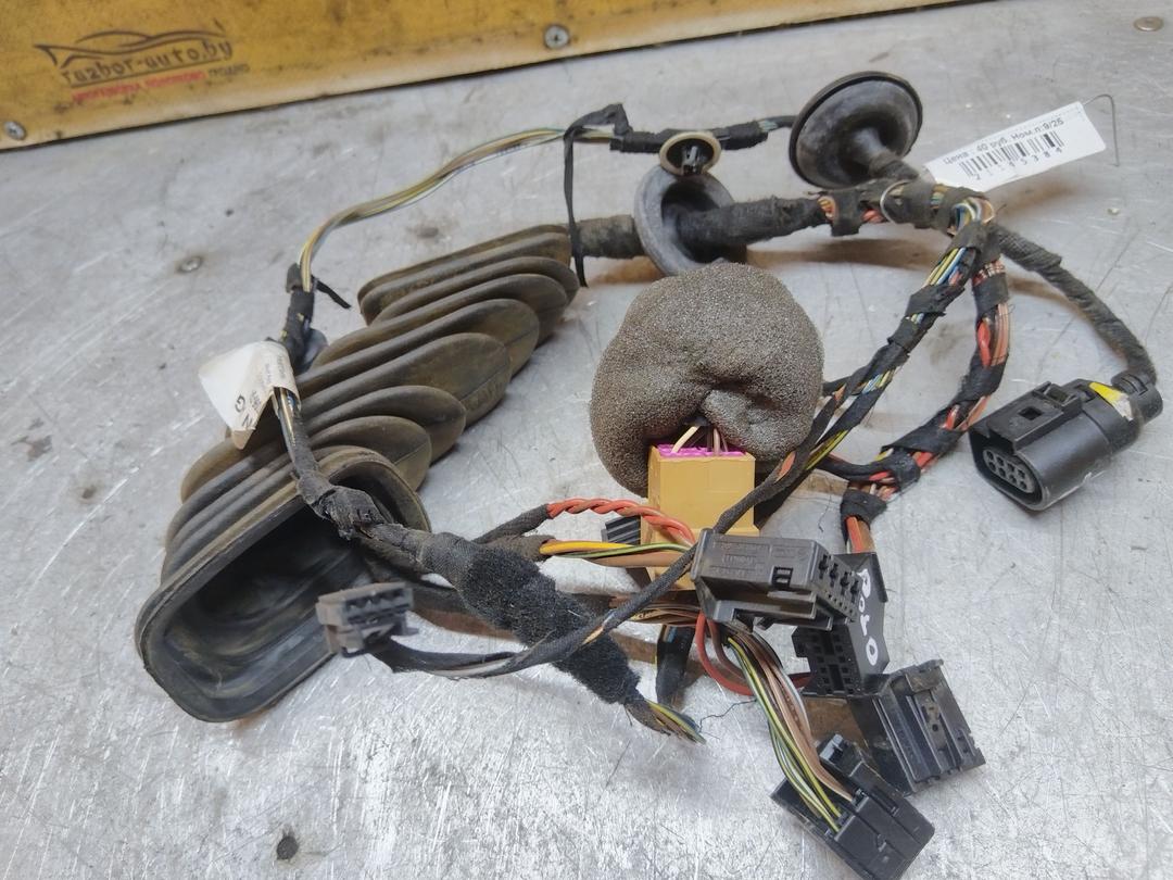 Проводка двери передней правой 2MO0Y1 Volkswagen Polo - Фото 4