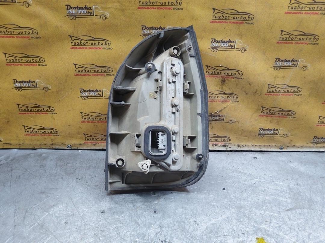 Фонарь задний левый RYKQA0 Opel Zafira купить в магазине запчастей бу