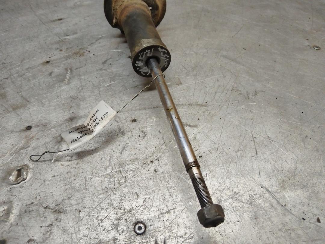 Амортизатор передний правый Z2TX3V Alfa Romeo 147 купить