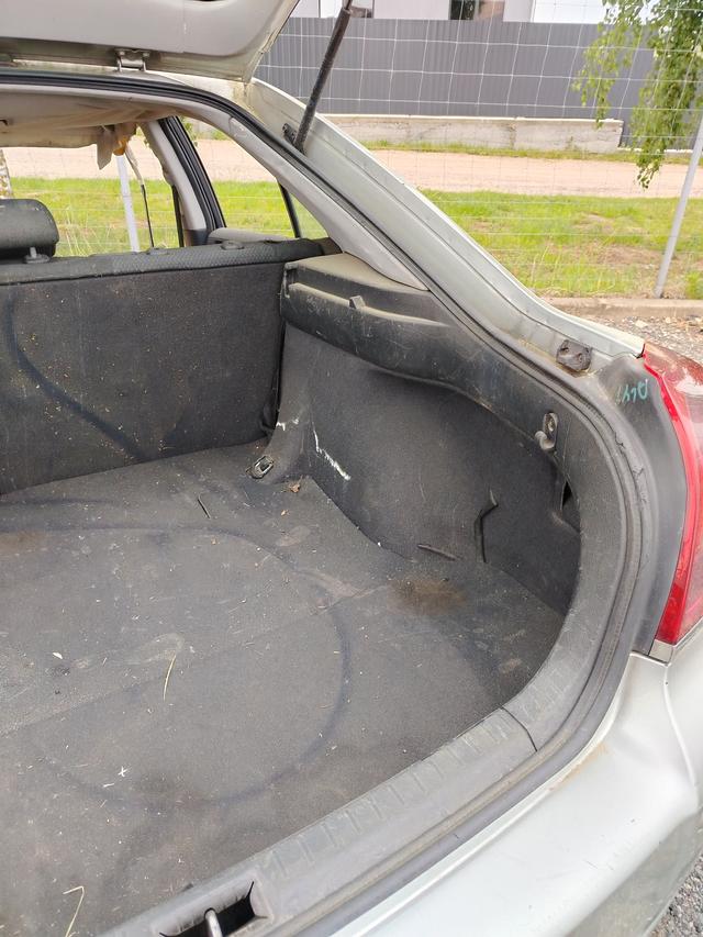 Обшивка багажника FF9OC4 Toyota Avensis