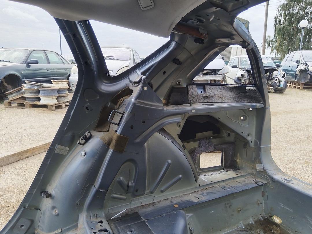 Крыло заднее правое 2GKUPQ Peugeot 407 undefined