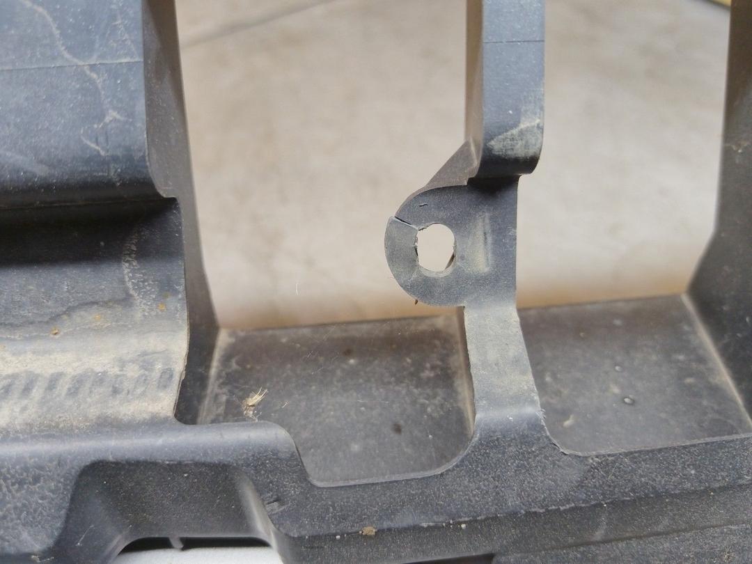 Усилитель бампера переднего QHS8X8 Opel Meriva купить на авторазборке