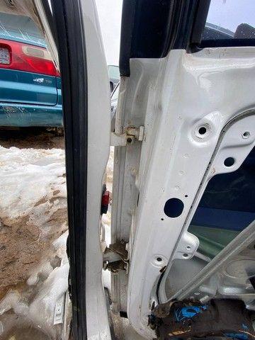 Петля двери задней правой Y299A6 Volkswagen Passat