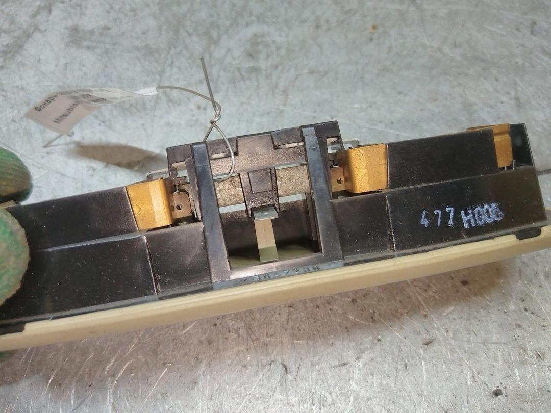 Фонарь салона (плафон) 8SPU0X Mitsubishi Carisma купить с доставкой