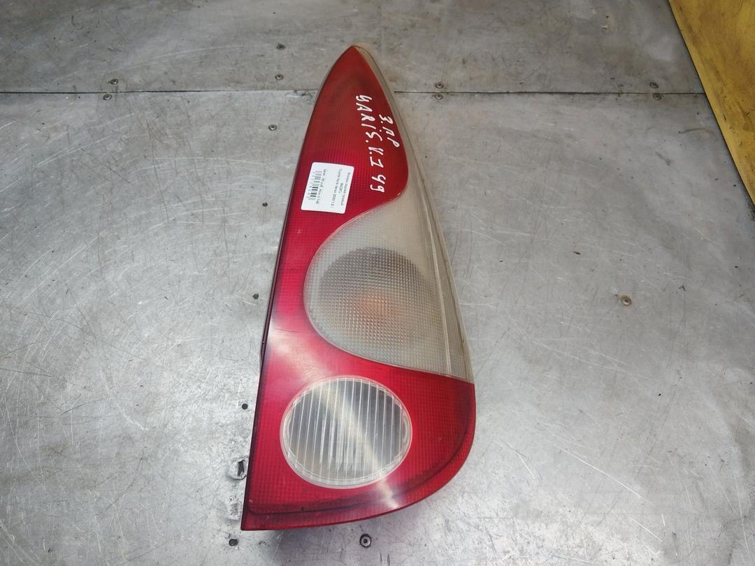 Фонарь задний правый 64C97J Toyota Yaris Verso