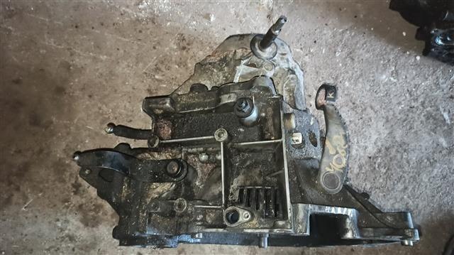 КПП механическая (МКПП) 5-ступенчатая D76B3F Peugeot 406 купить