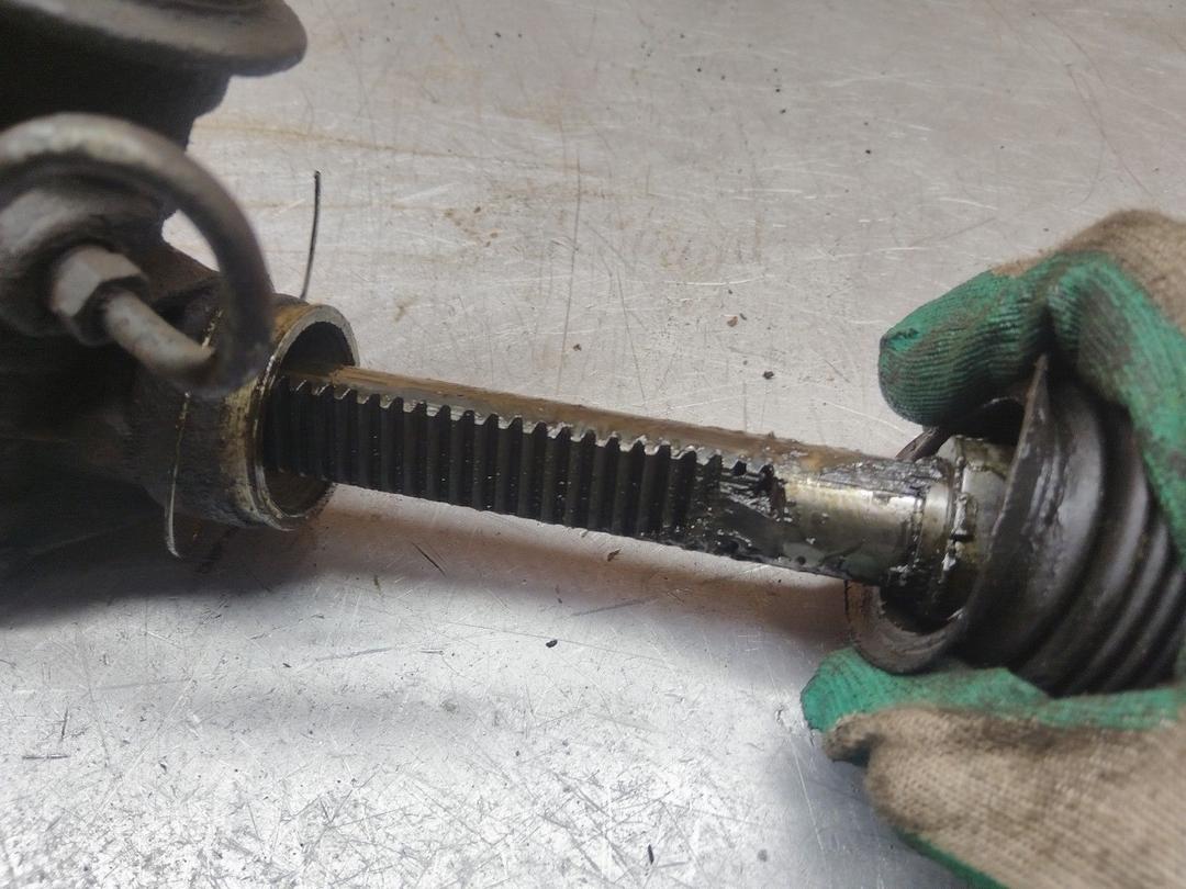 Рулевая рейка 6251CB Mazda 323 купить в магазине запчастей бу