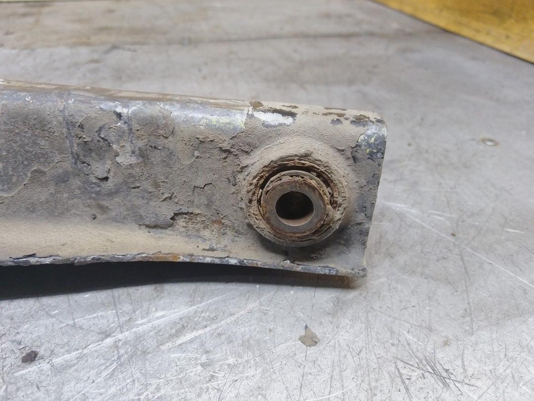 Рычаг задний правый 96DQ0I Peugeot 406 - Фото 2