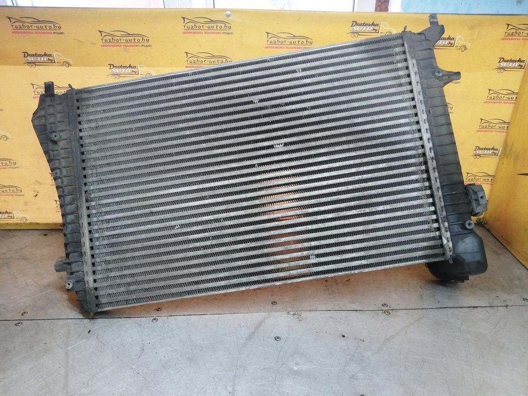 Интеркулер LVPX1U Volkswagen Passat купить на авторазборке