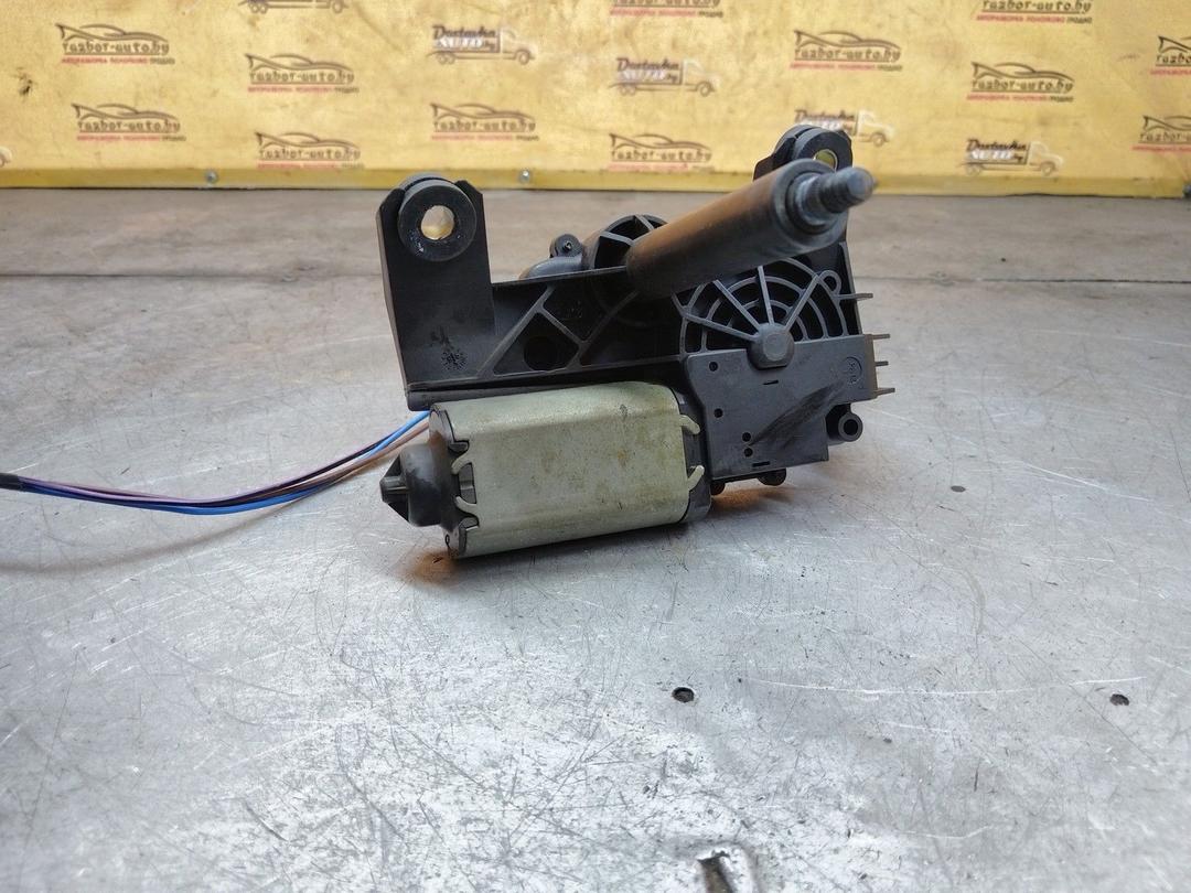 Моторчик заднего стеклоочистителя (дворника) 5Y4UJS Opel Astra купить