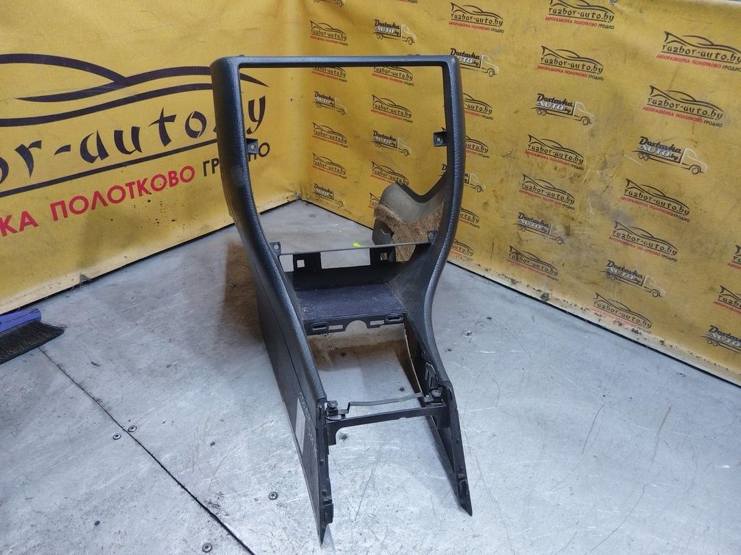 Консоль салона (кулисная часть) 85VS02 Audi 100 купить