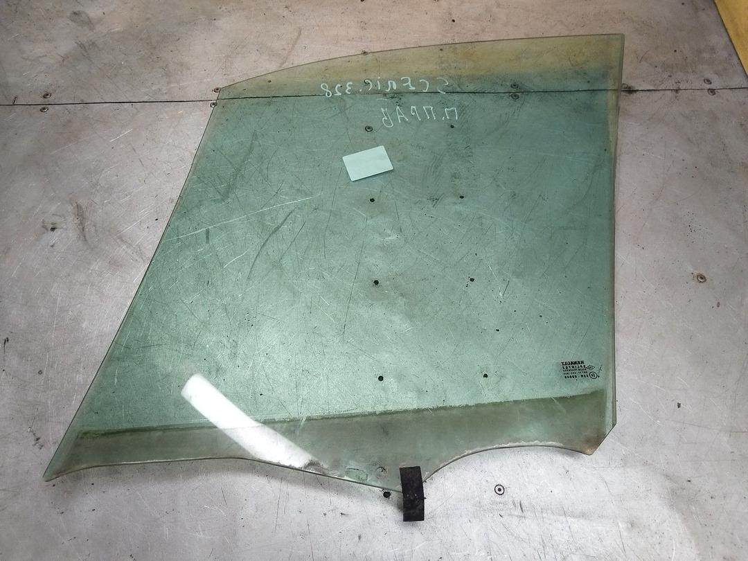 Стекло двери передней правой XL5J6T Renault Scenic купить с доставкой