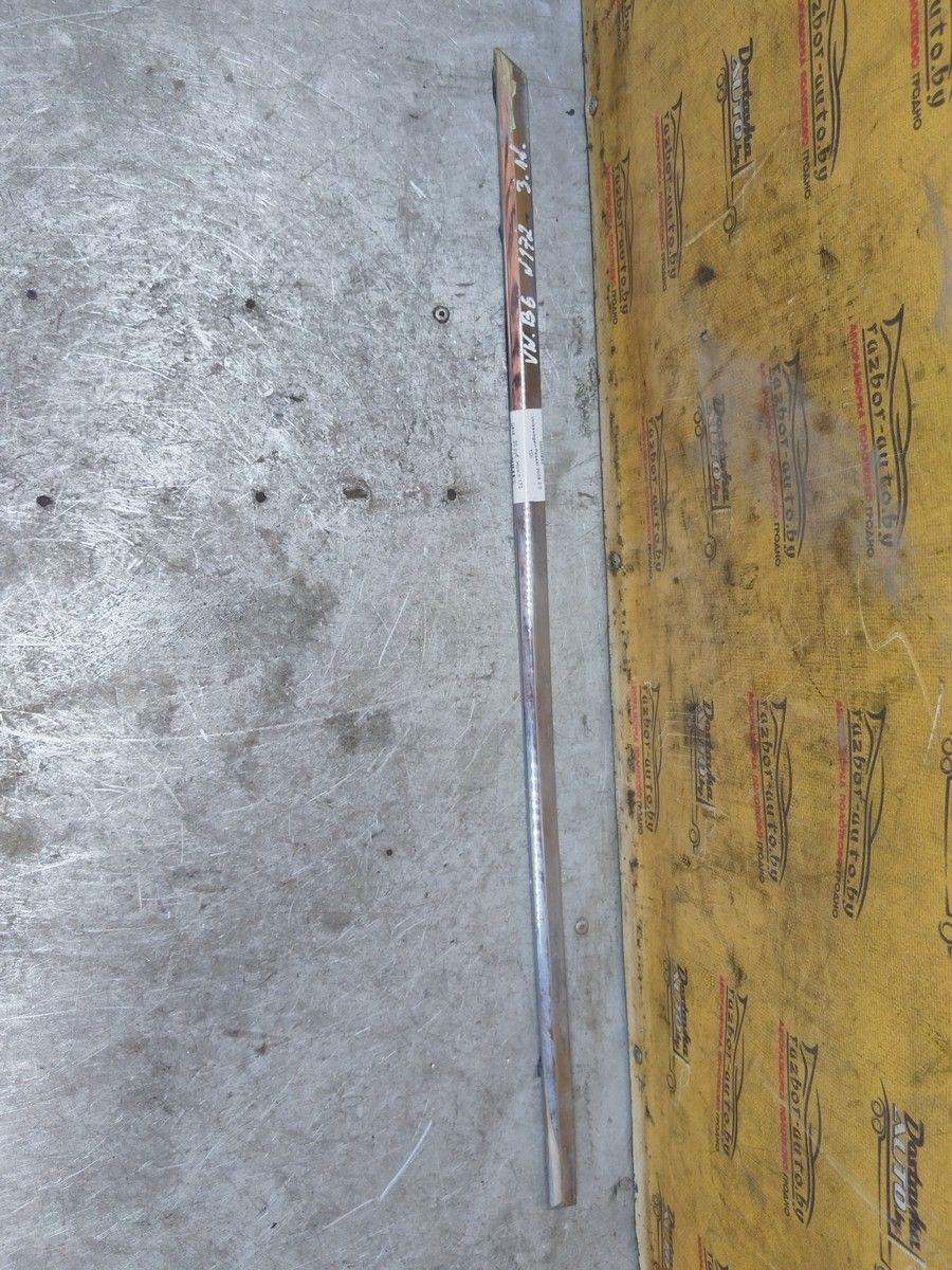 Молдинг двери задней левой MNME83 Volkswagen Passat