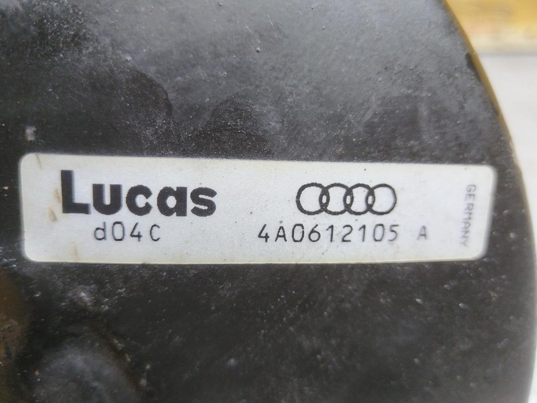 Вакуумный усилитель тормозов O8D5W9 Audi 100 купить