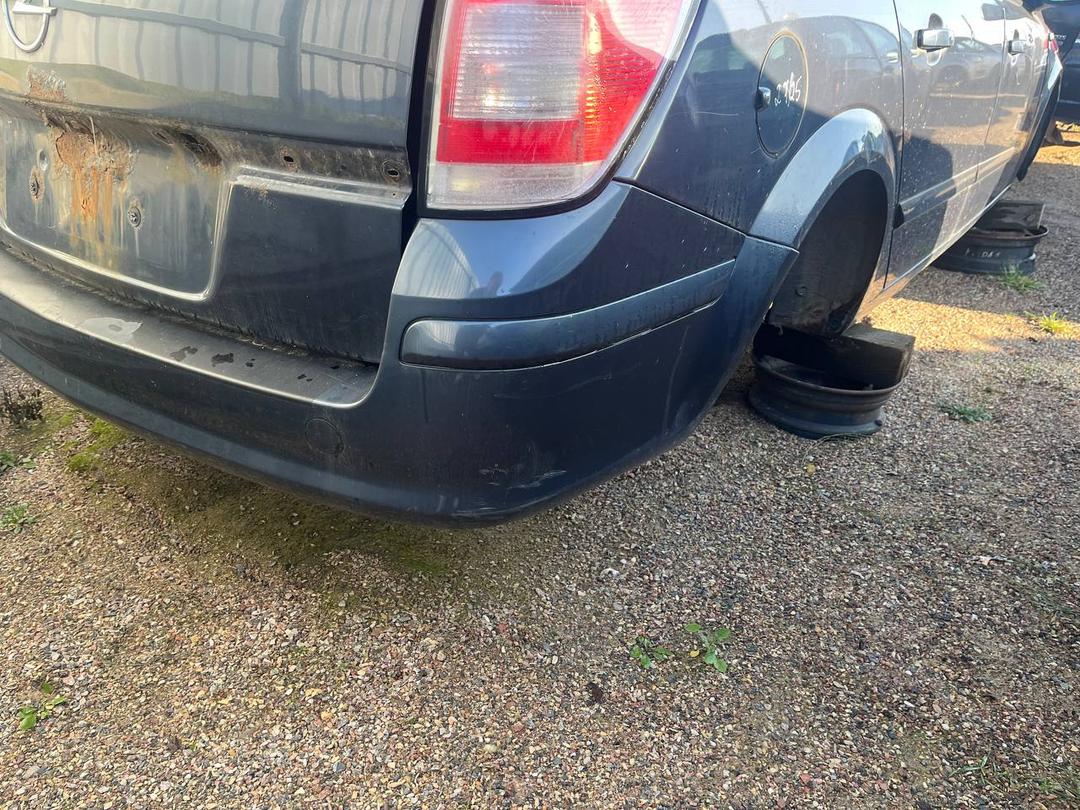 Бампер задний HAIAUJ Opel Astra