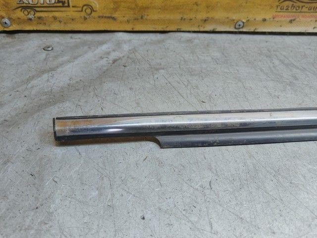 Молдинг стекла двери задней правой наружный UJ82QQ Toyota Avensis купить