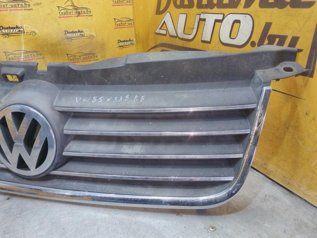 Решетка радиатора 1EQN5L Volkswagen Passat купить
