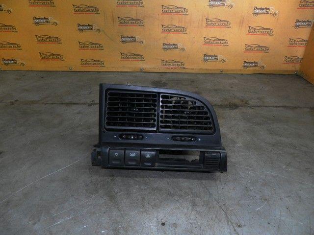 Дефлектор обдува салона 04O2PT Citroen Xantia