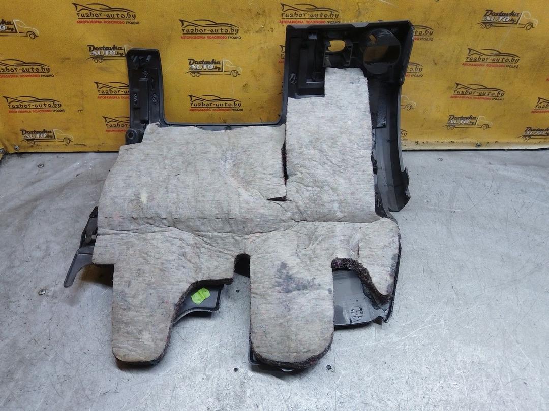 Полка под руль X3VV11 Volkswagen Passat купить на авторазборке