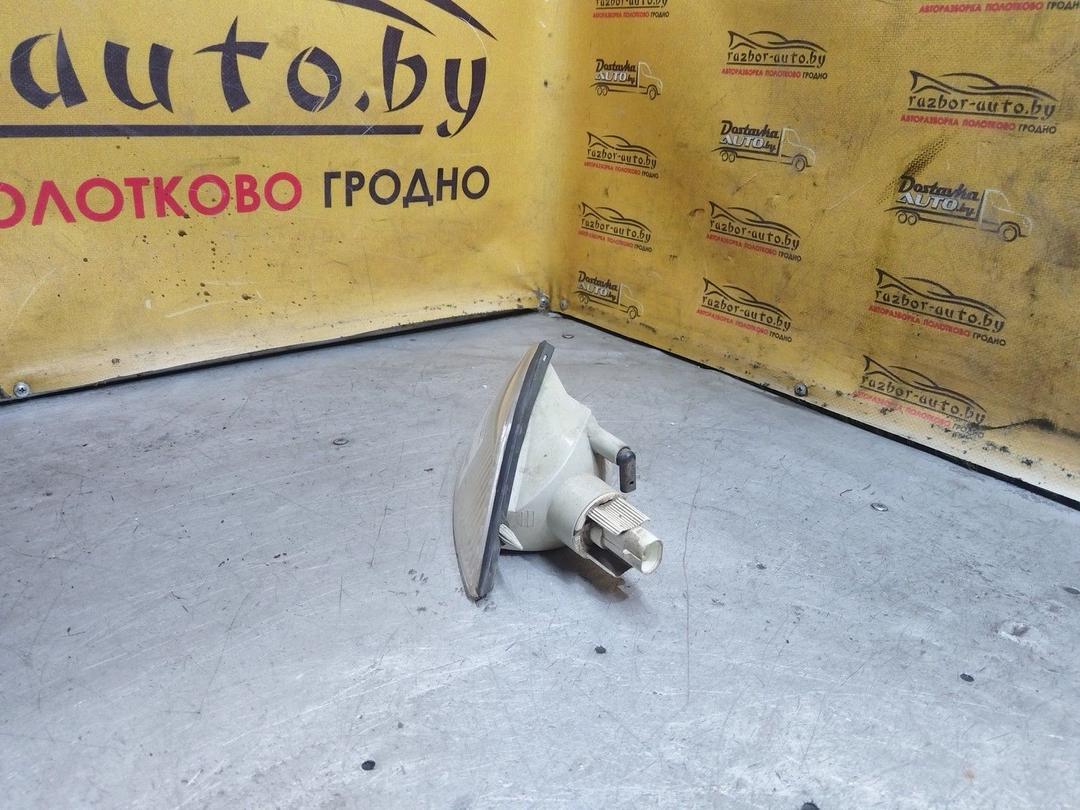 Поворотник левый AUNTE2 Mitsubishi Carisma купить на авторазборке