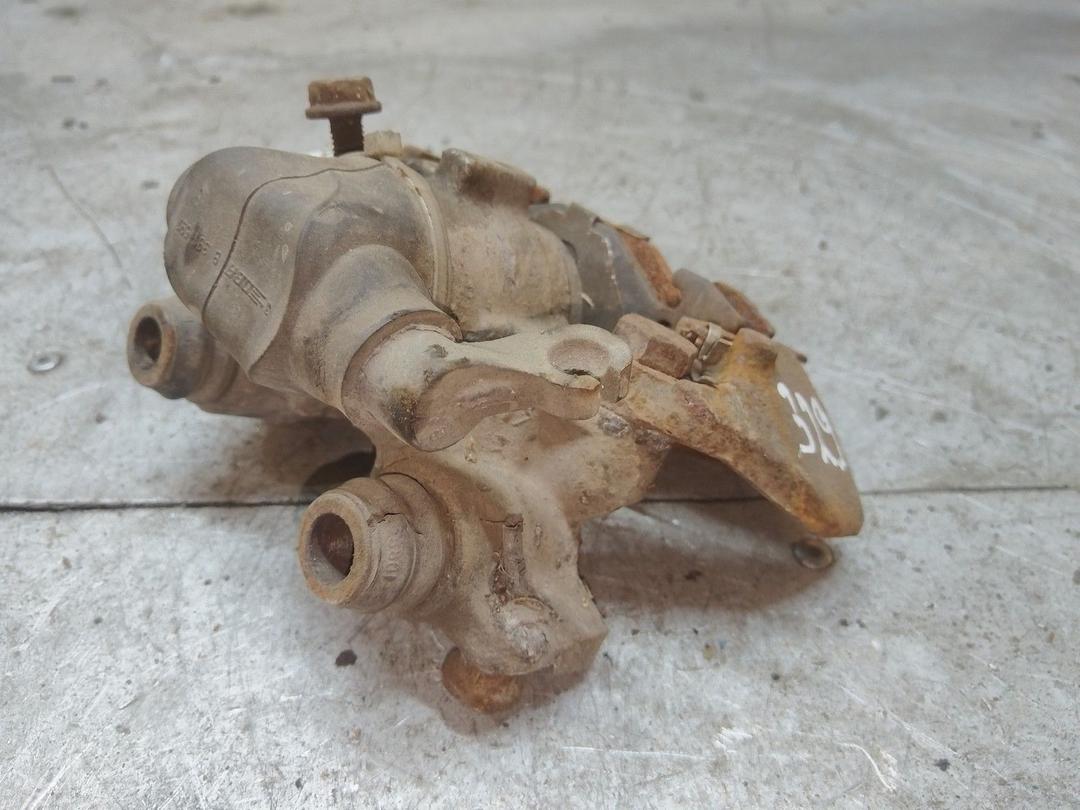 Суппорт задний правый QQZRUD Peugeot 306 купить с доставкой