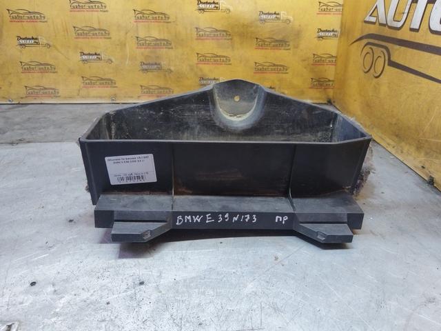 Обшивка багажника VSJOM7 BMW 5 E39 купить с доставкой