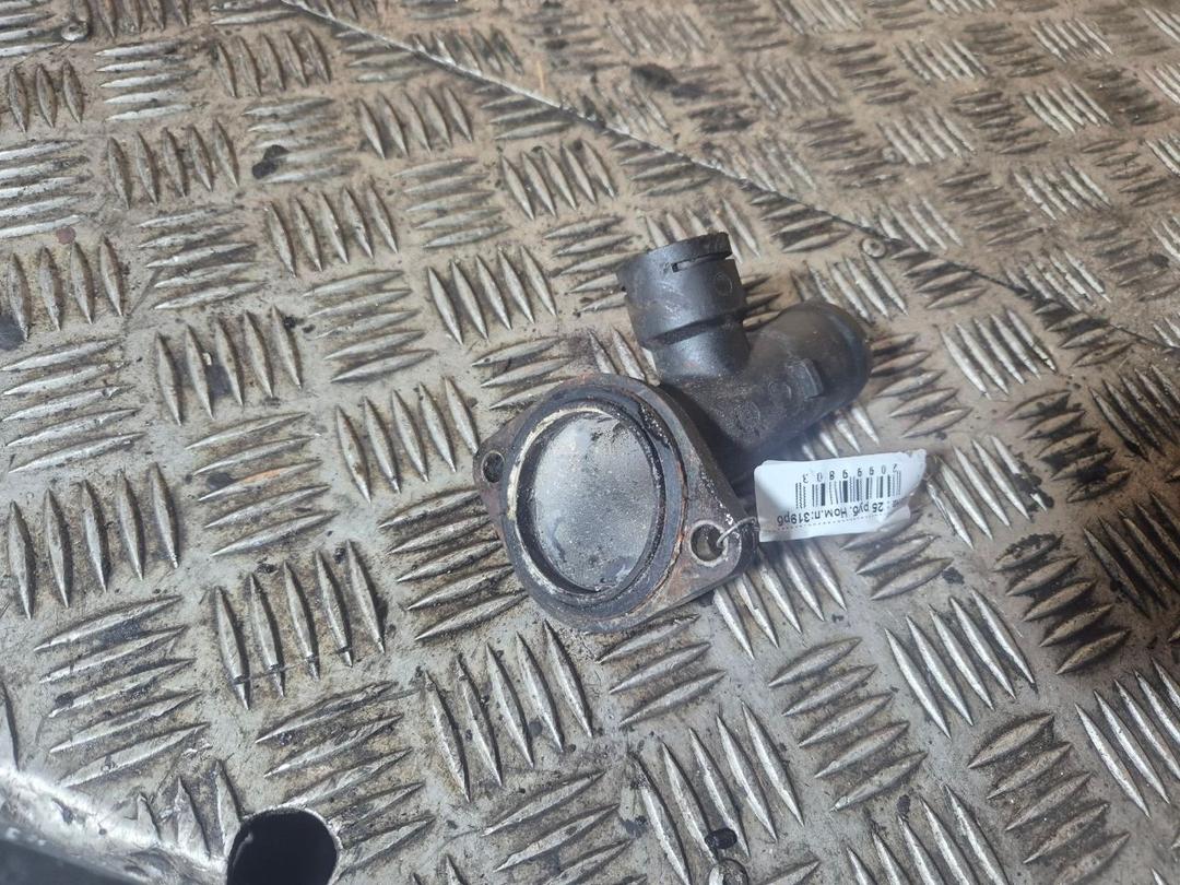 Фланец (тройник) системы охлаждения 9AL7E3 Volkswagen Caddy купить