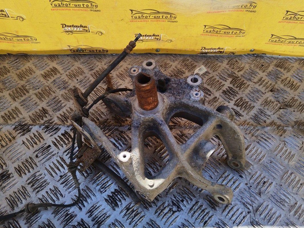 Цапфа задняя (ось ступицы) 9REHMT Peugeot 407 - Фото 1