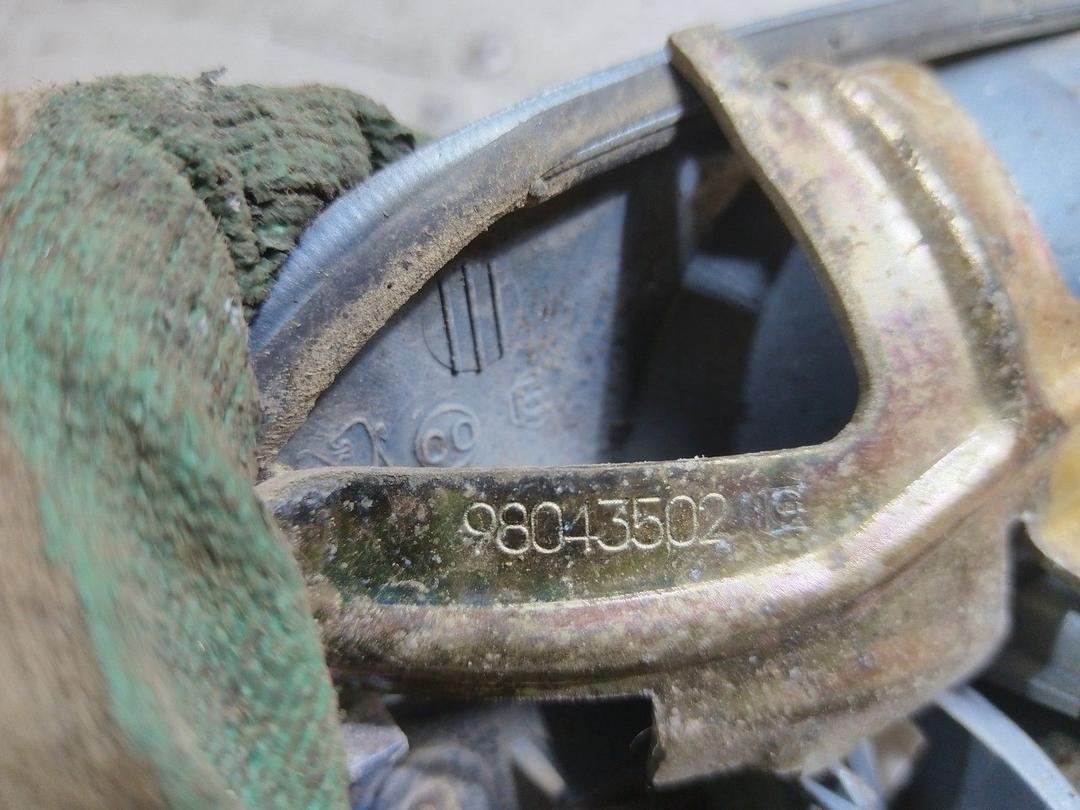 Ручка наружная передняя правая N27J4L Peugeot 607 купить на авторазборке